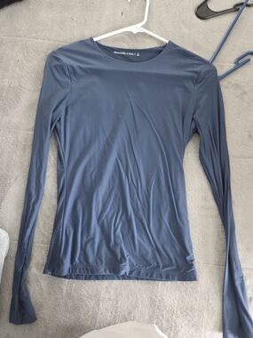 Abercrombie & Fitch Women's Long Sleeve Tops